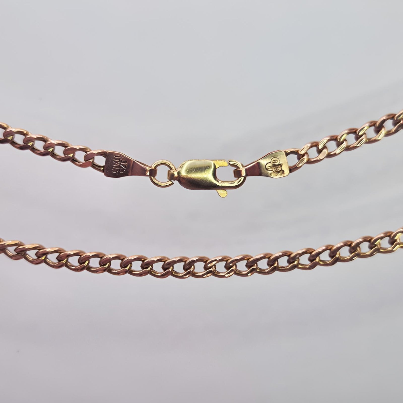 9ct Gold chain 20" with trigger clasp on
