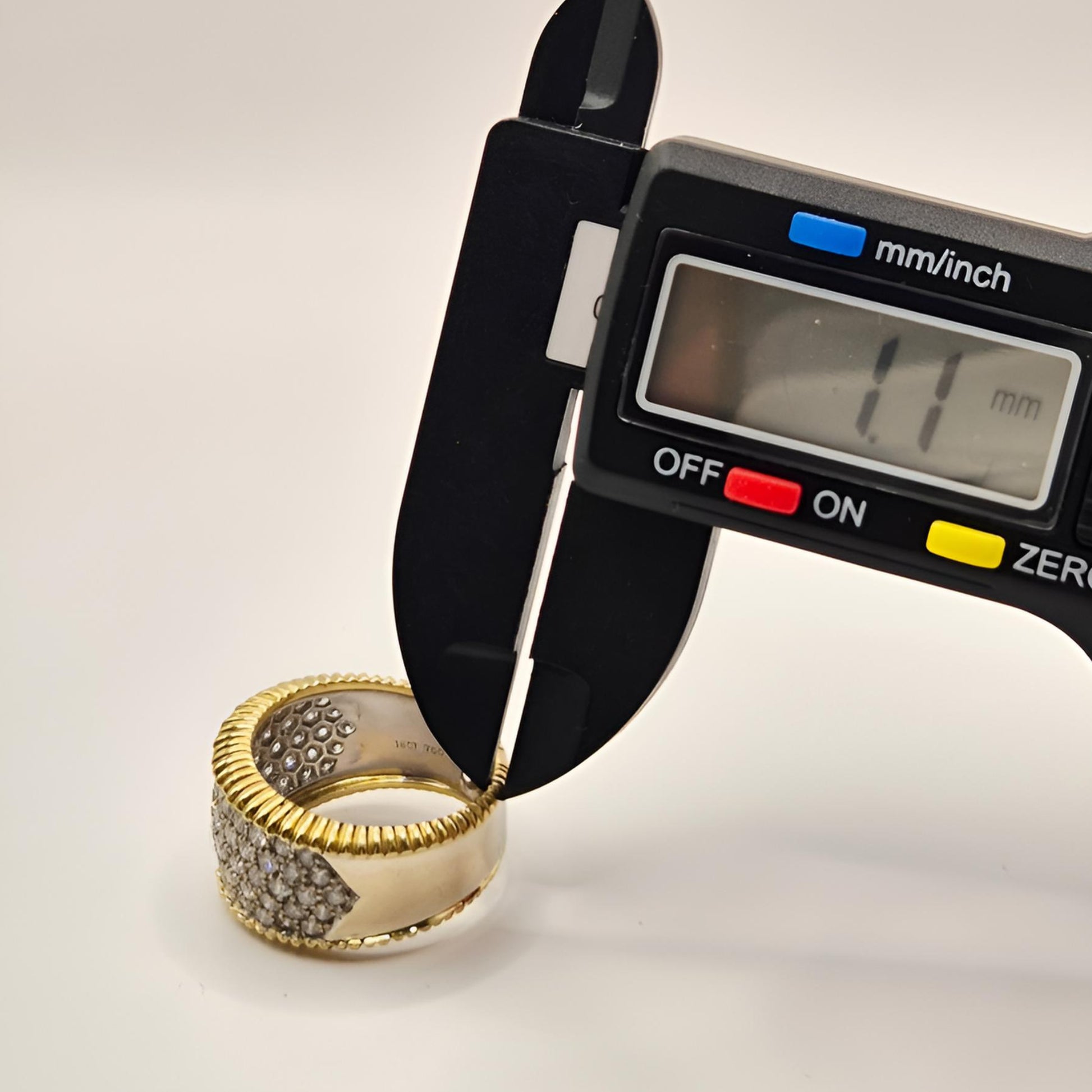 18carat gold pave diamond ring hallmarked shank depth measurement
