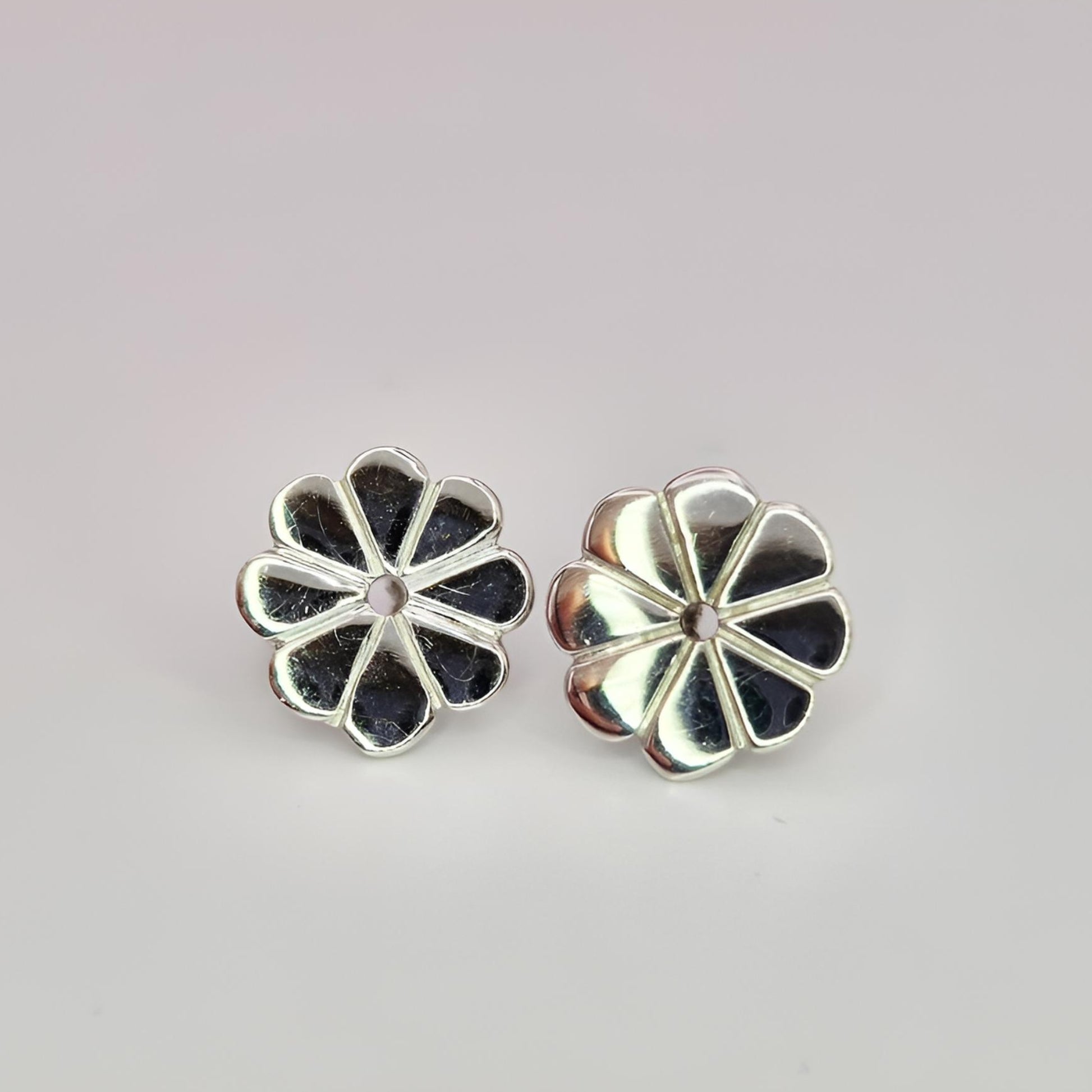 18ct white gold aquamarine and diamond halo cluster stud earrings butterfly close opposite