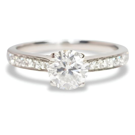 18ct white gold single stone diamond shoulders ring front