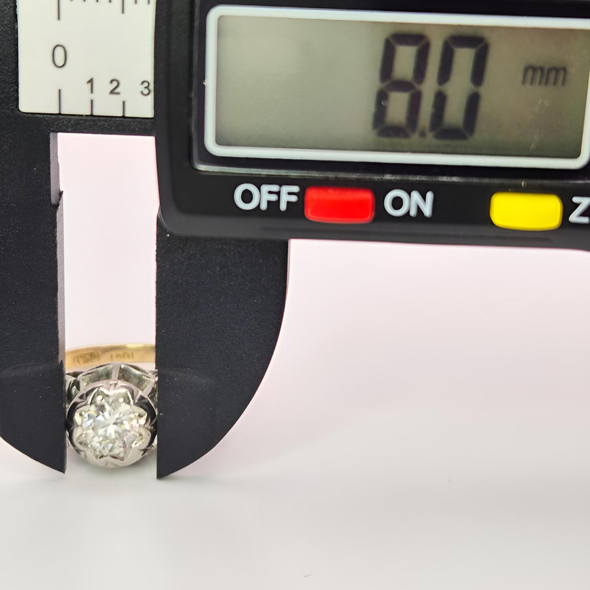 18ct yellow gold and platinum collet single stone diamond vintage ring head measurement