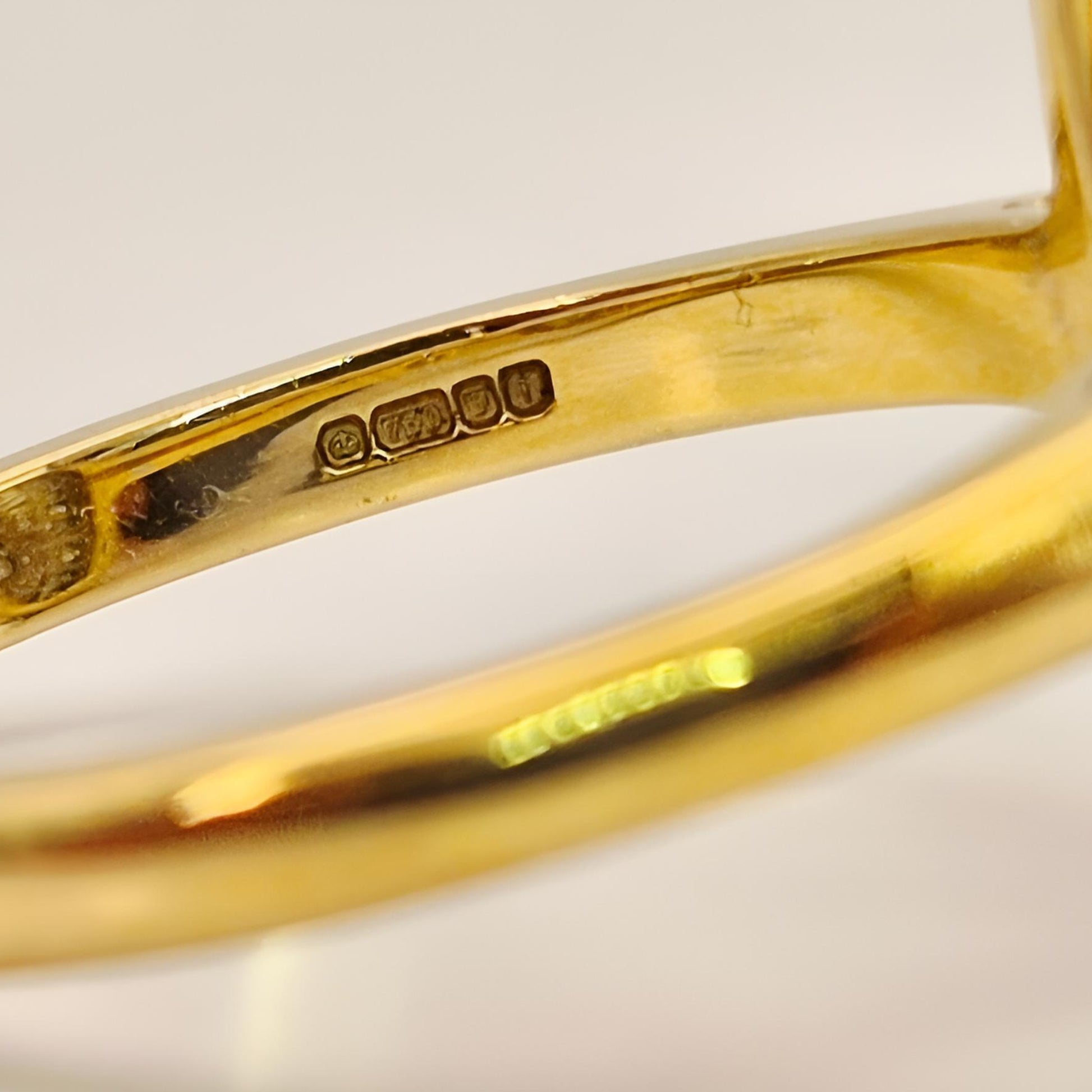 18ct yellow gold diamond dress ring full english hallmark