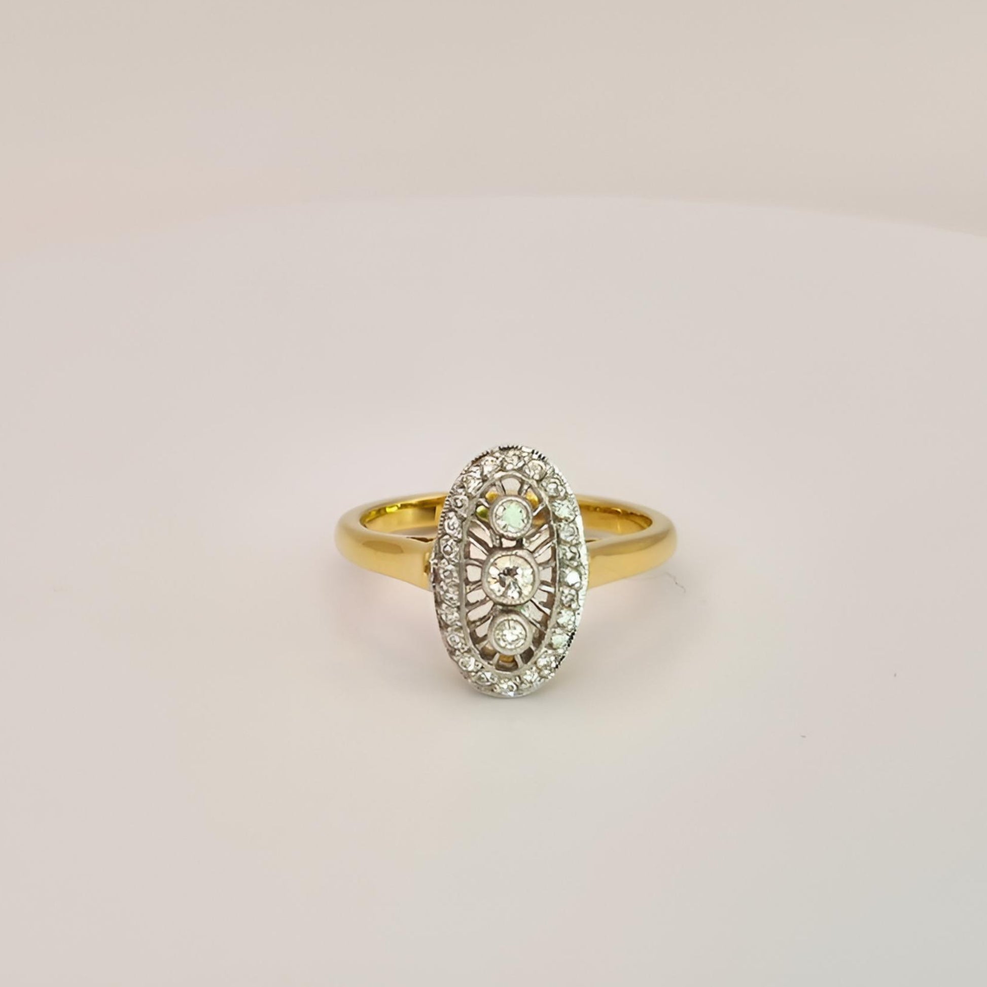 18ct yellow gold diamond dress ring hallmarked