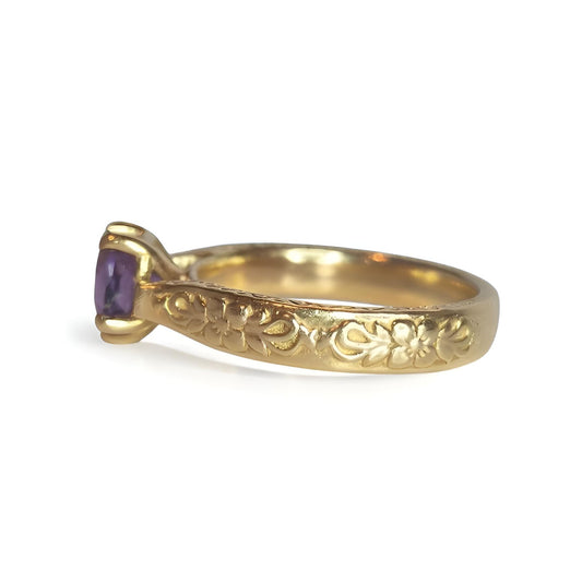 18ct yellow gold heart shape amethyst single stone ring left side