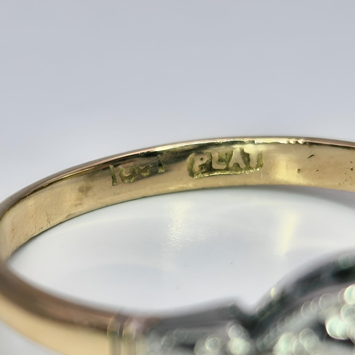 18ct yellow gold single stone diamond ring stamp