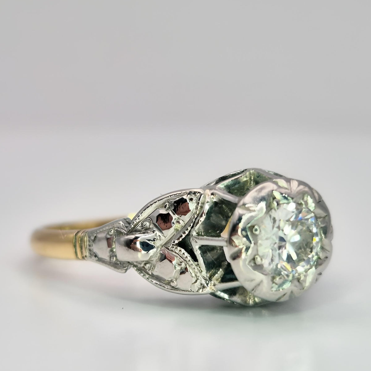 18ct yellow gold single stone diamond ring