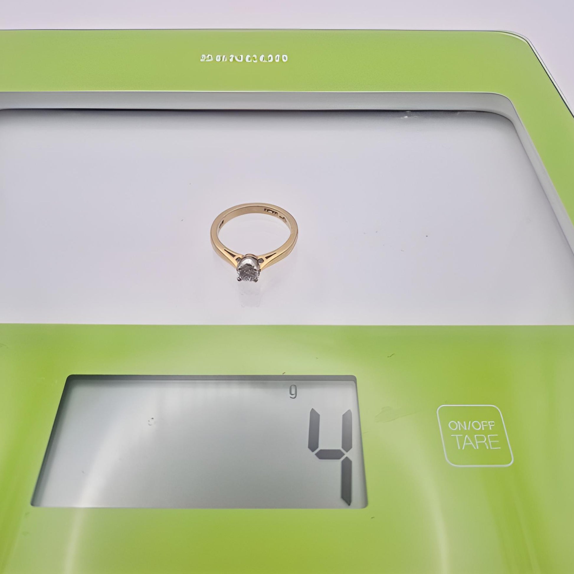 18ct yellow gold single stone diamond wedding ring fit solitaire ring engagement ring on ring stick size m