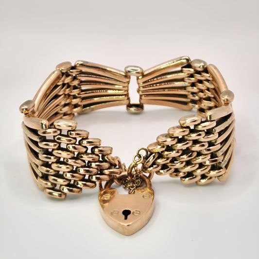 9ct gold gate bracelet padlock clasp front