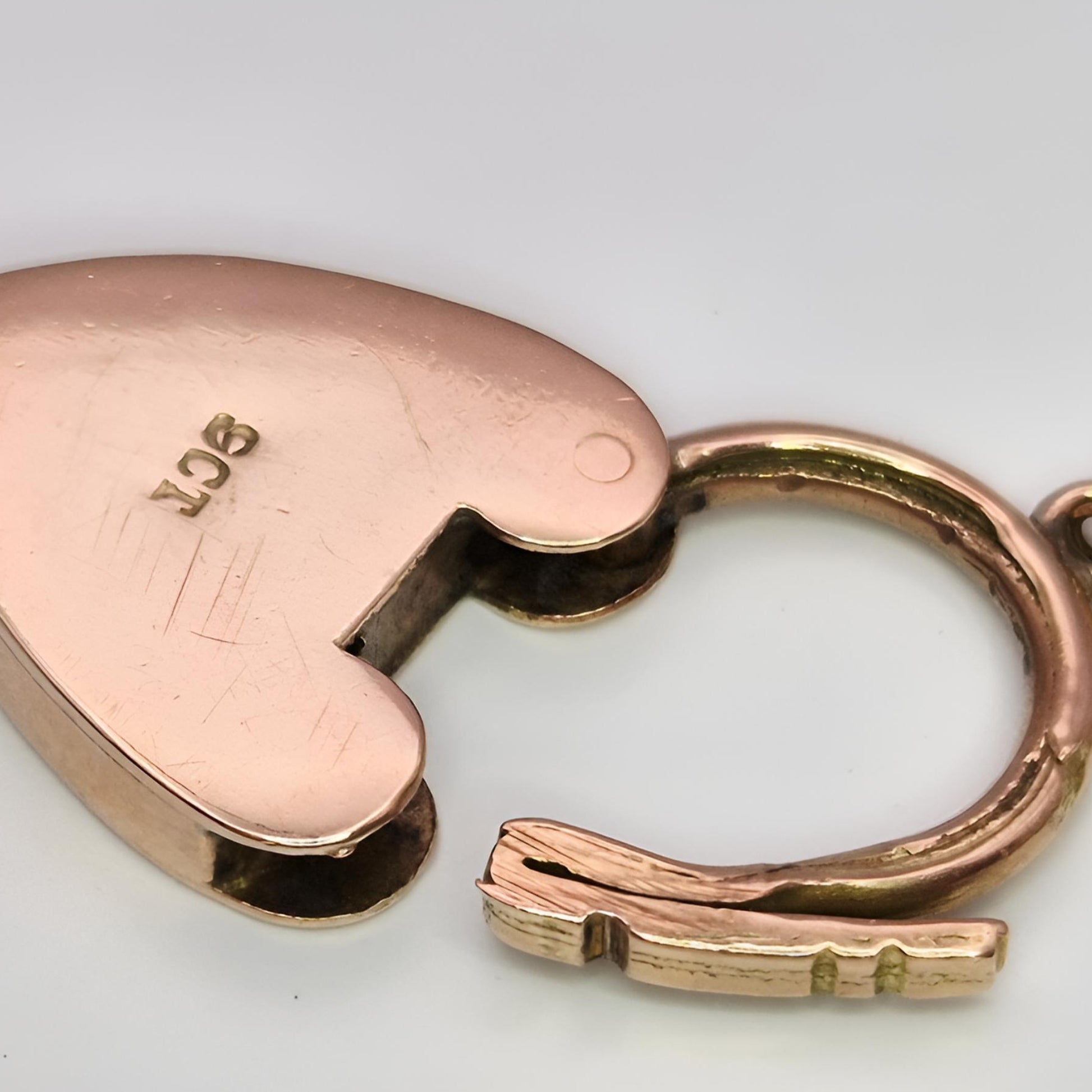 9ct gold gate bracelet padlock wear