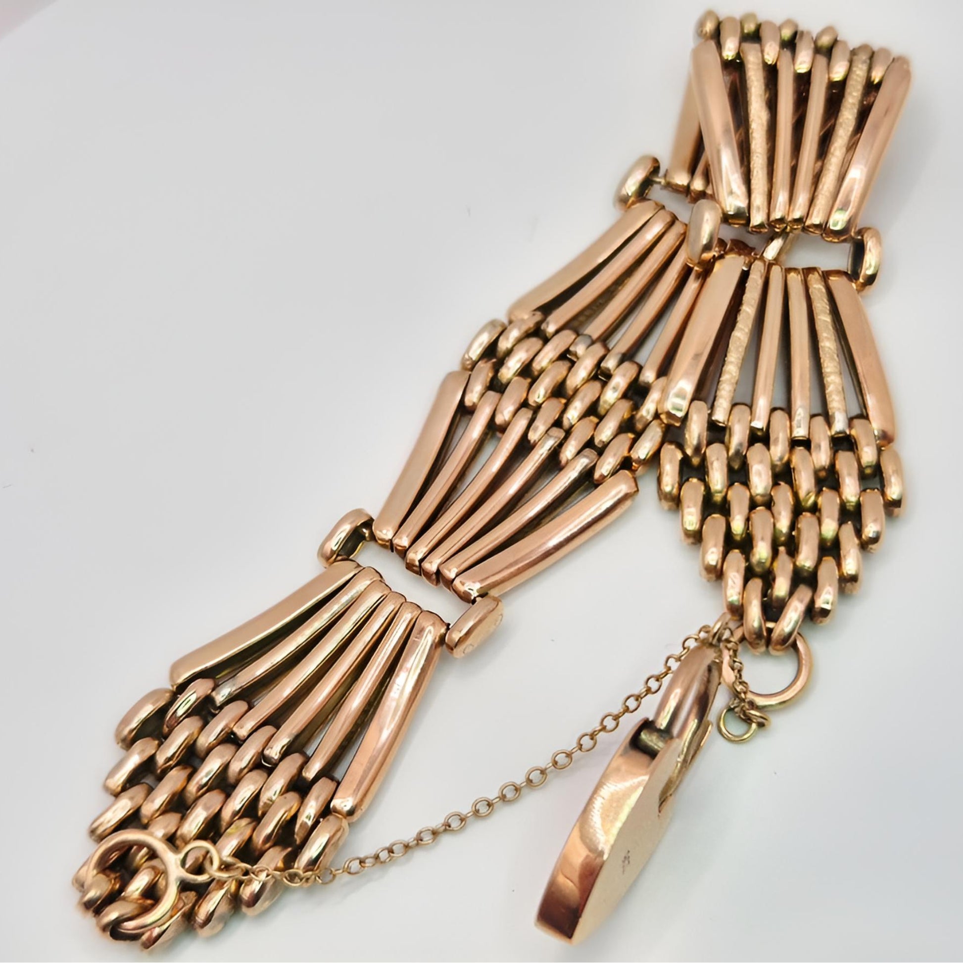 9ct gold gate bracelet padlock