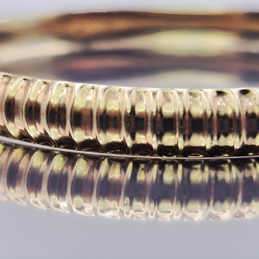 9ct gold hallmarked bangle pattern