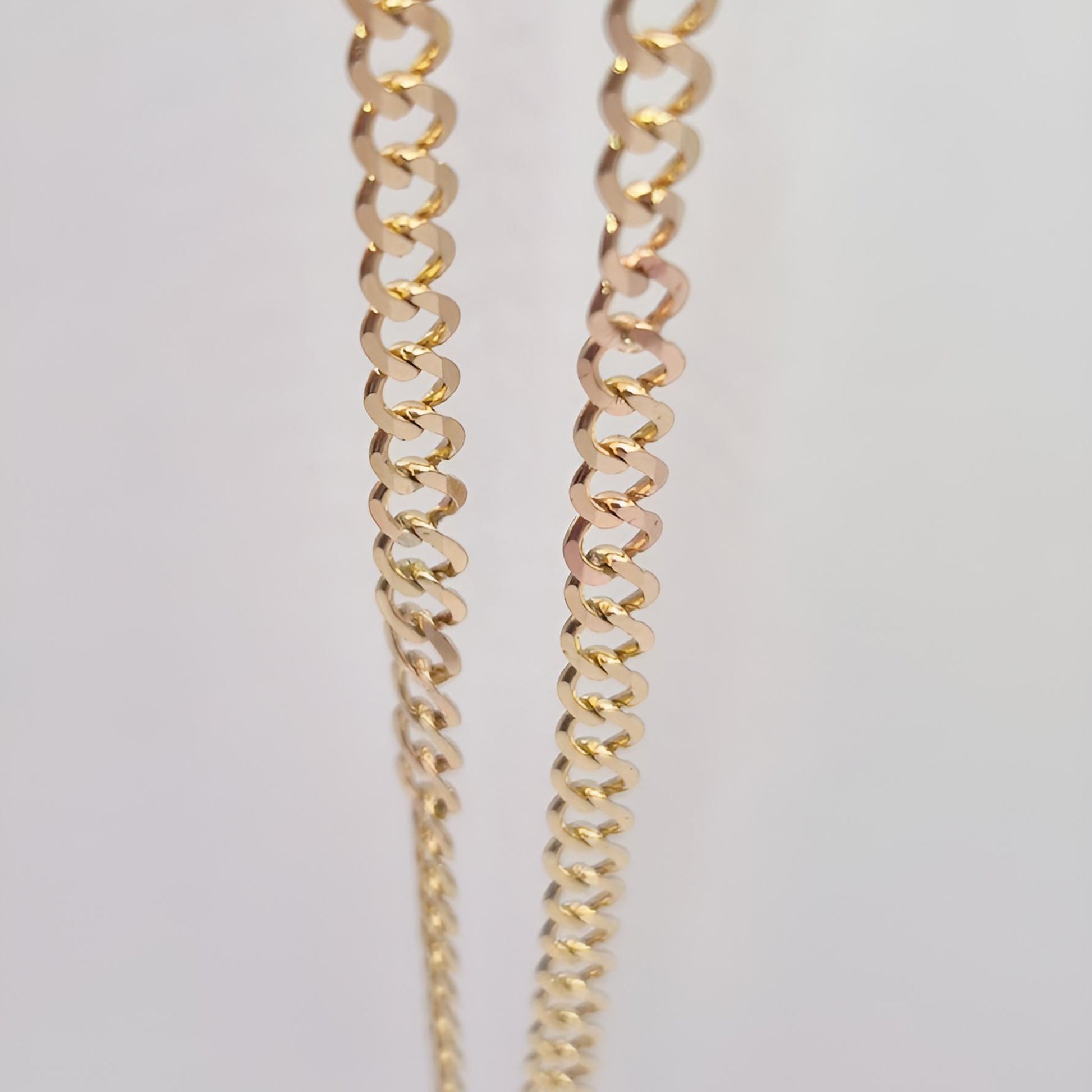 9ct yellow gold curb 22inch chain 4.5mm wide links