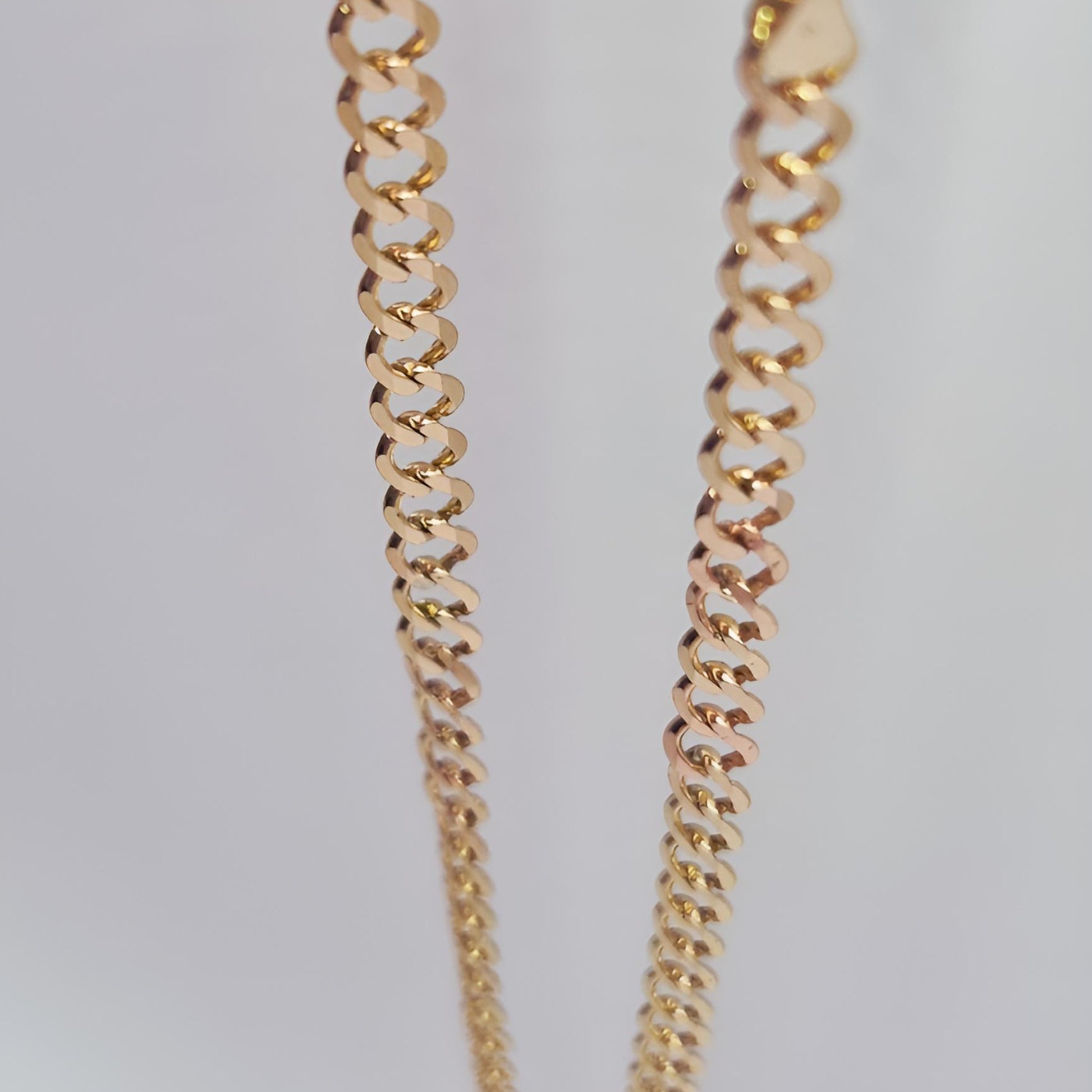 9ct yellow gold curb 22inch chain 4.5mm wide