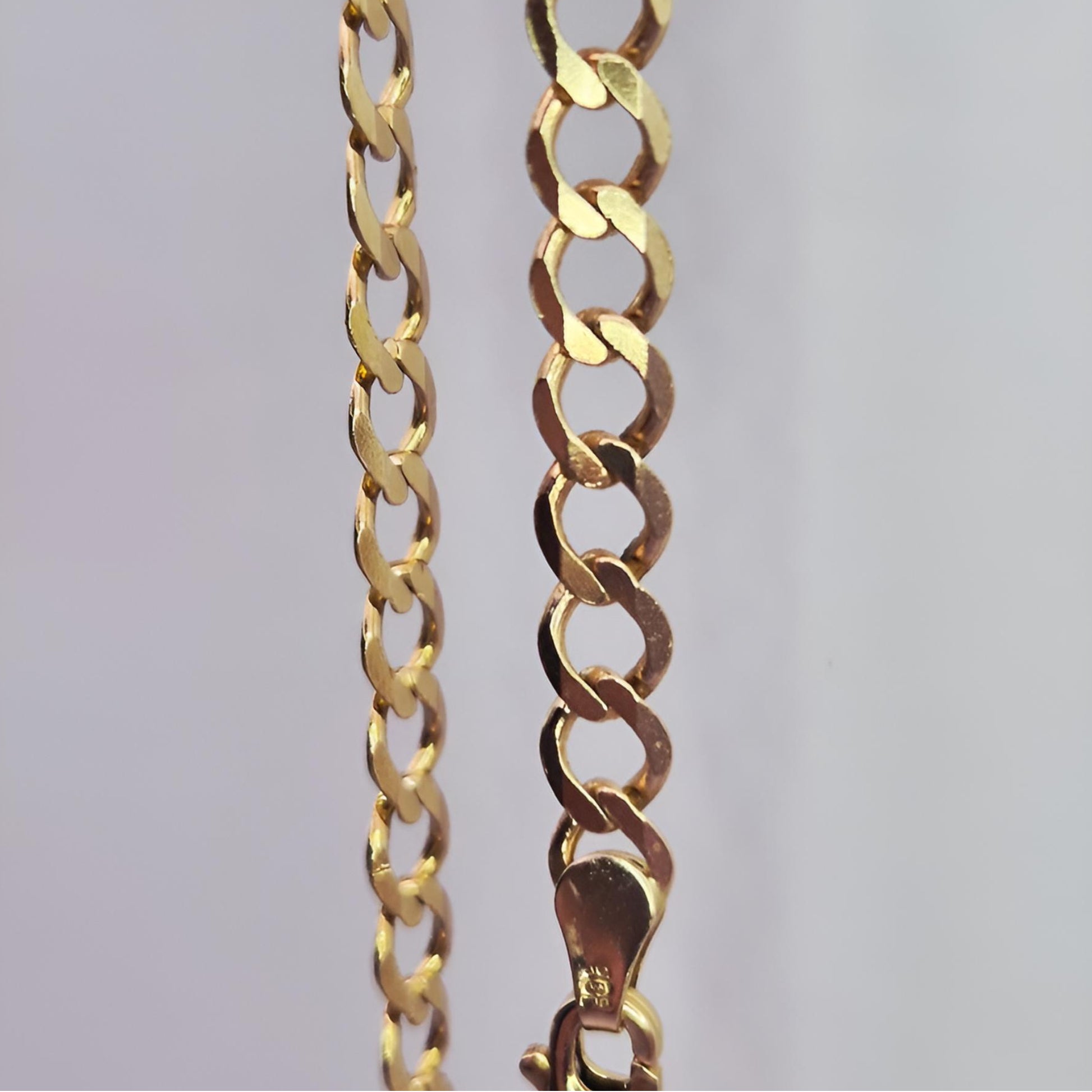 9ct yellow gold curb 22inch chain