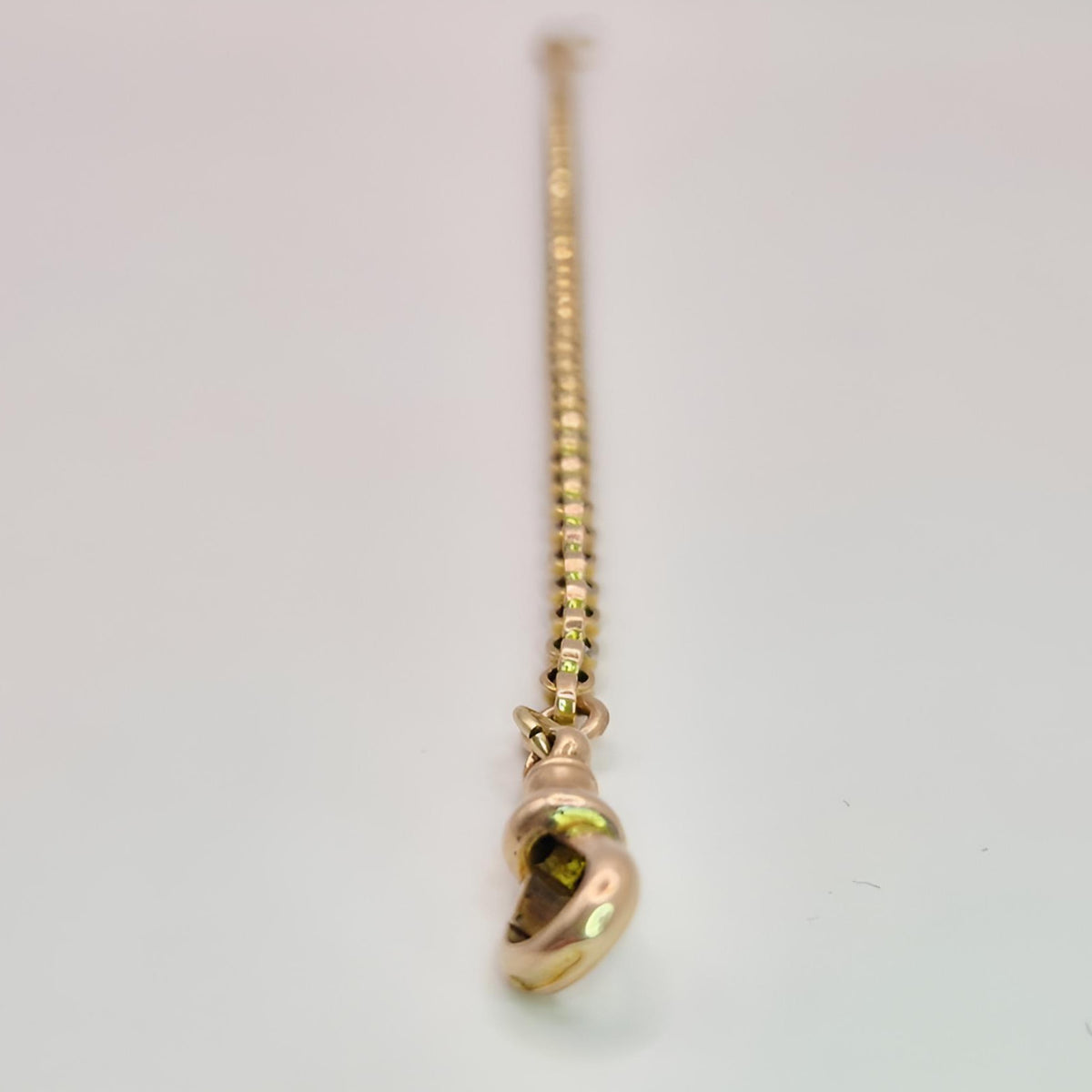 9ct yellow gold flat top belcher bracelet with swivel clasp