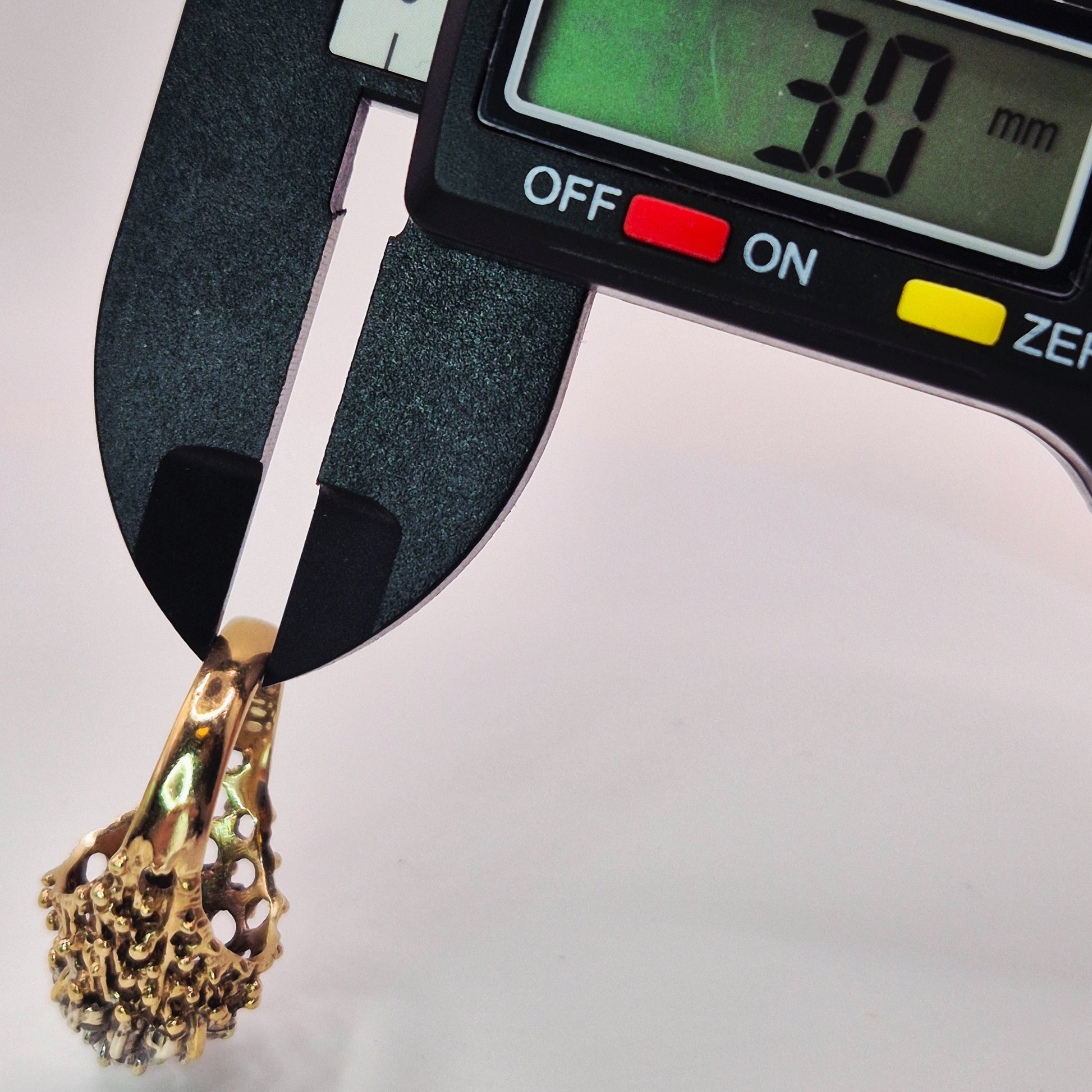 9ct yellow gold vintage diamond cluster ring bottom shank width measurement