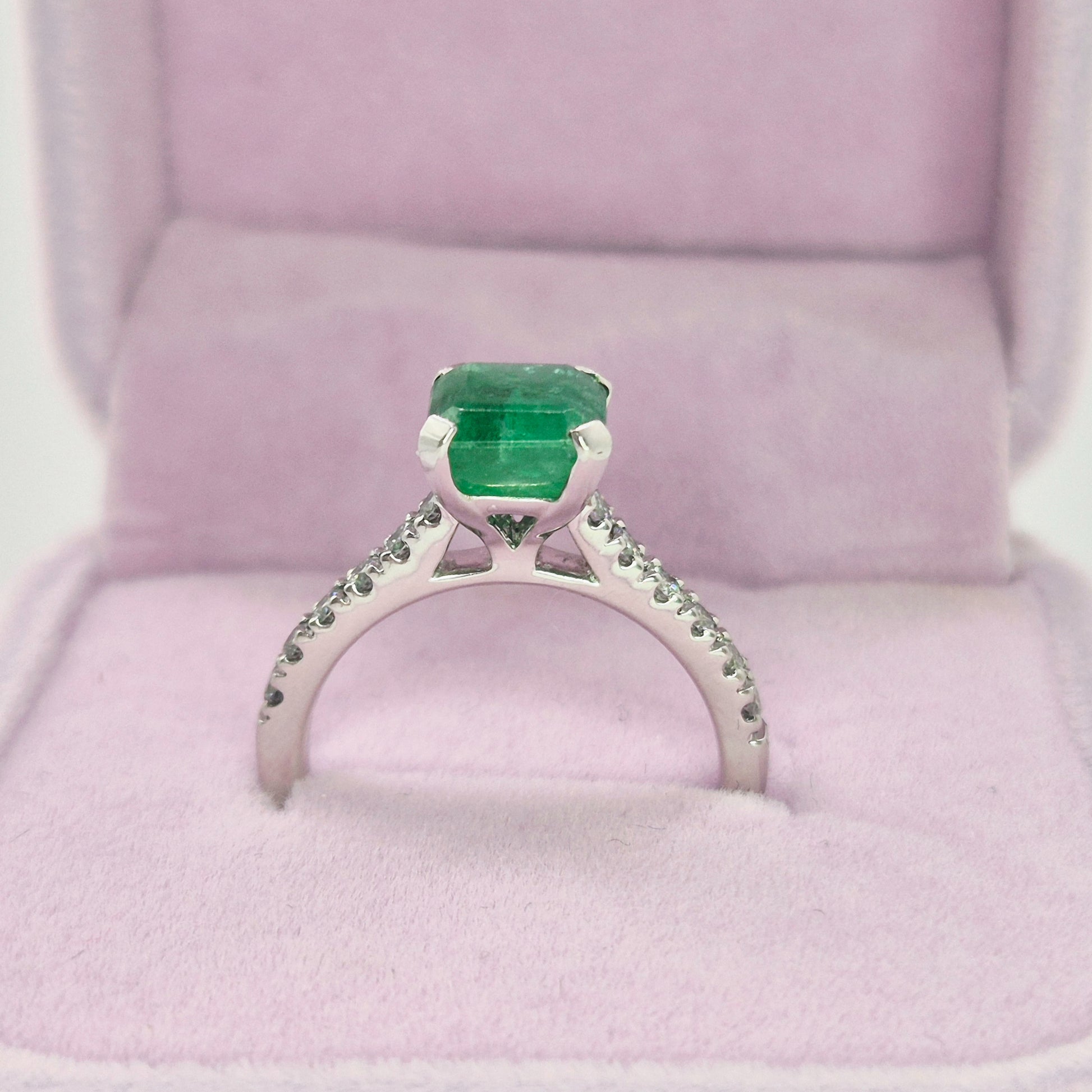 buish green emerald ring side view
