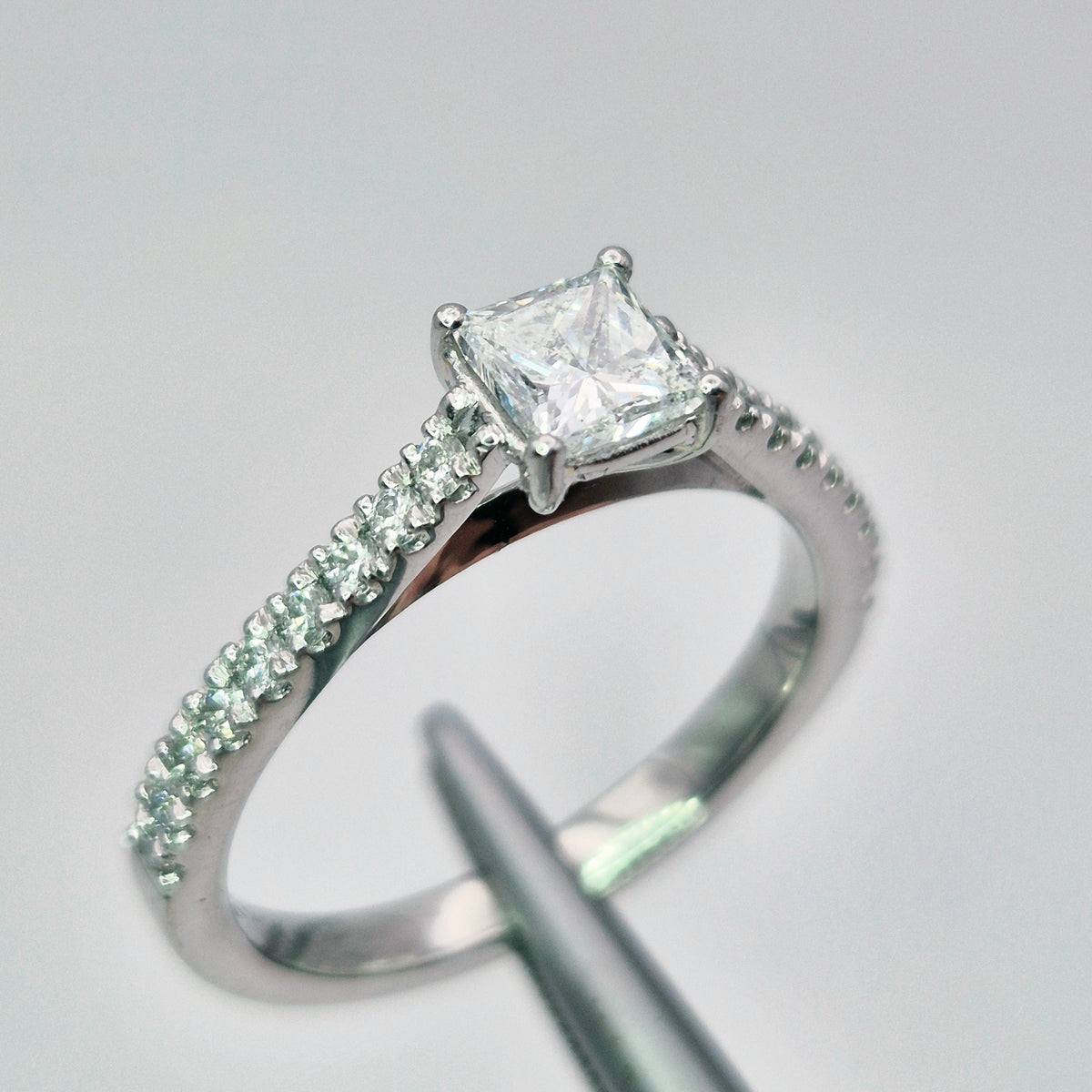 full hallmarked platinum princess cut single stone diamond shoulders ring