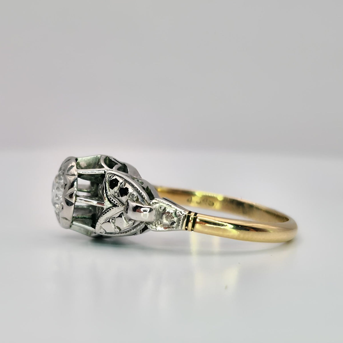 fully hallmarked 18ct yellow gold single stone diamond ring right side view