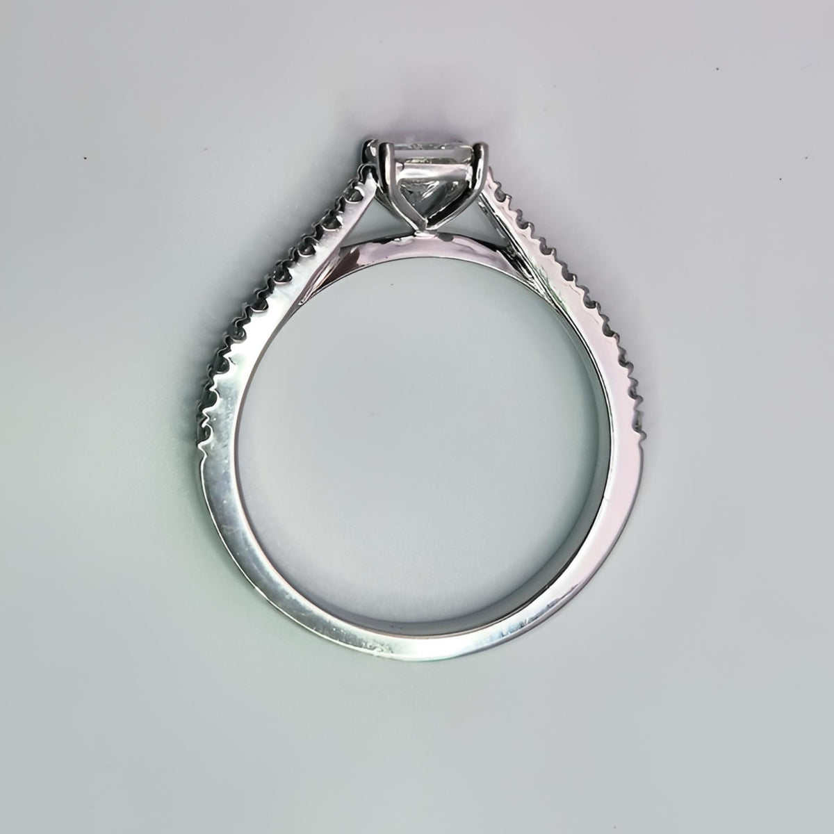 platinum princess cut single stone diamond shoulder hallmarked ring from above