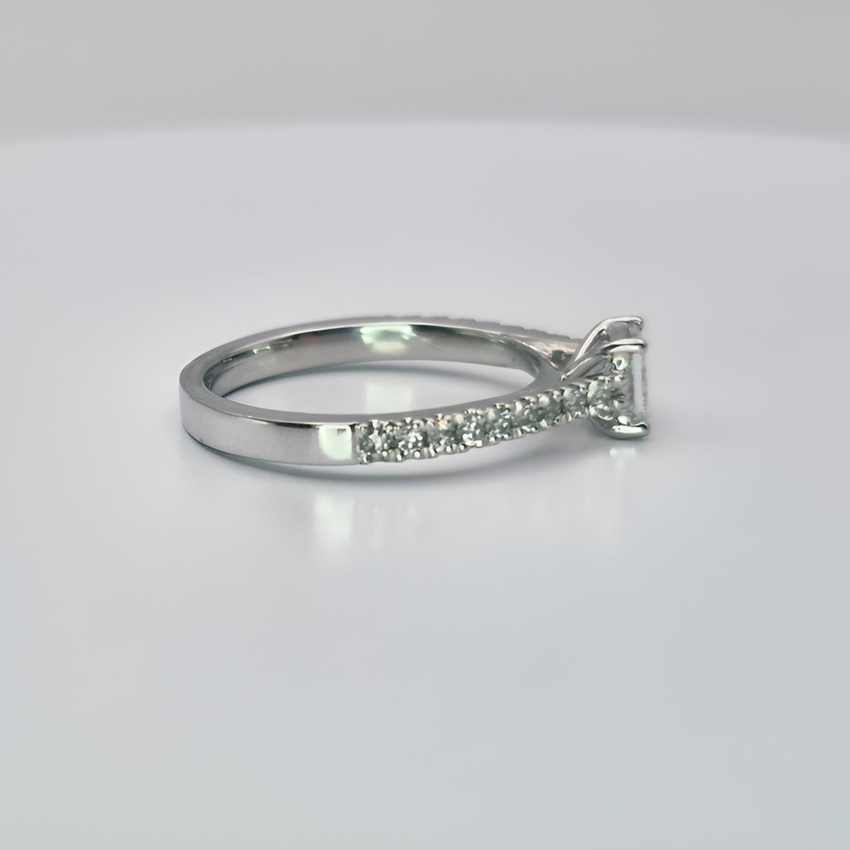 platinum princess cut single stone diamond shoulder hallmarked ring left side view