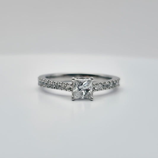 platinum princess cut single stone diamond shoulder hallmarked ring upside down view