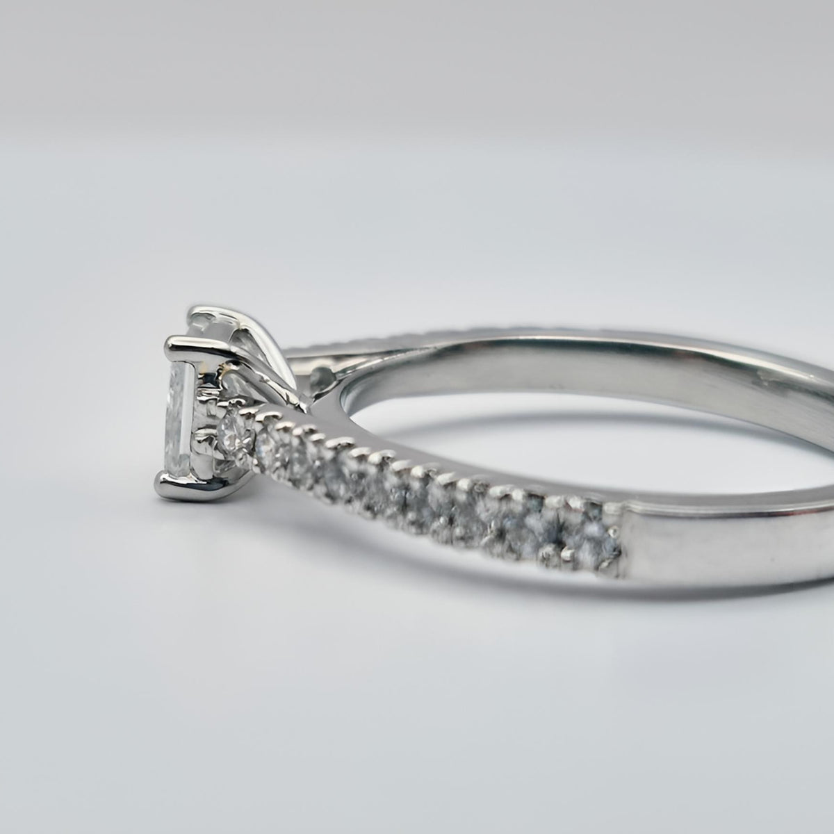 platinum princess cut single stone diamond shoulder ring claws