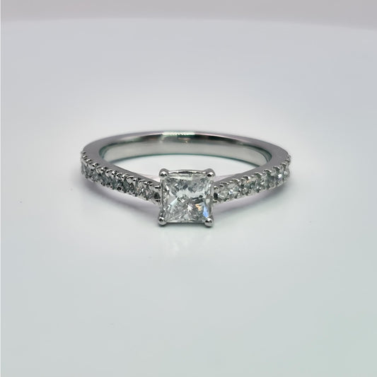 platinum princess cut single stone diamond shoulder ring front image
