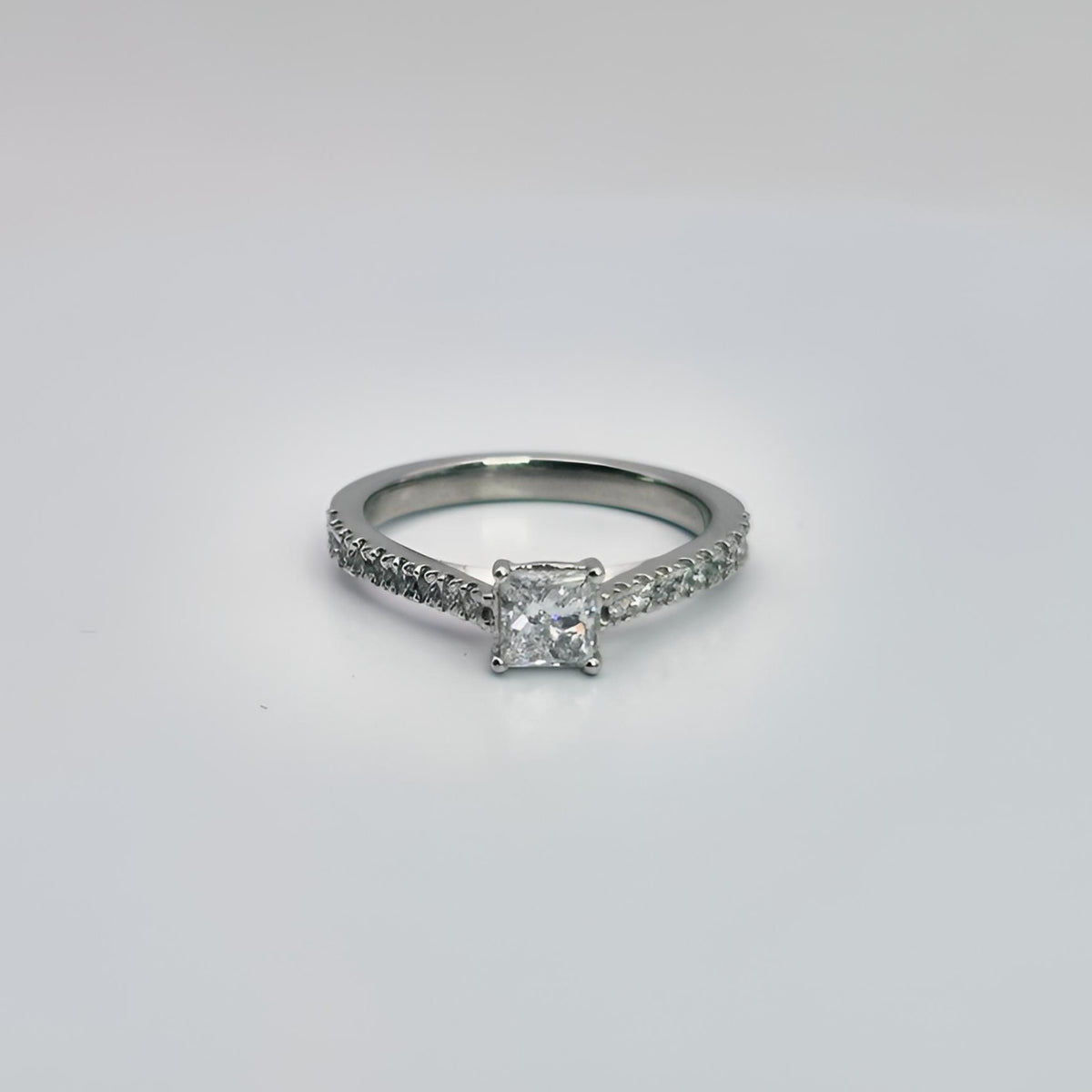 platinum princess cut single stone diamond shoulder ring front view