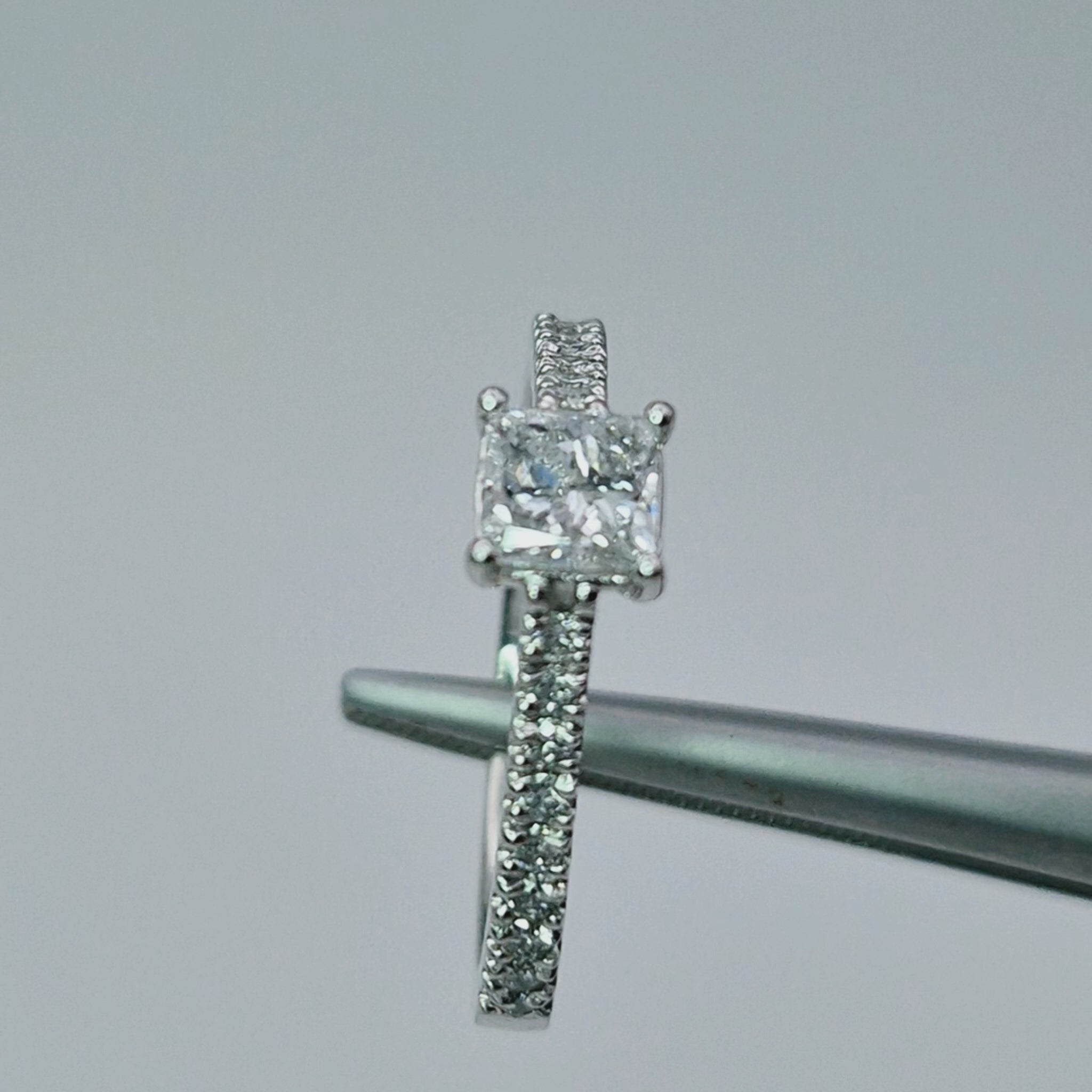 platinum single stone princess cut diamond ring video