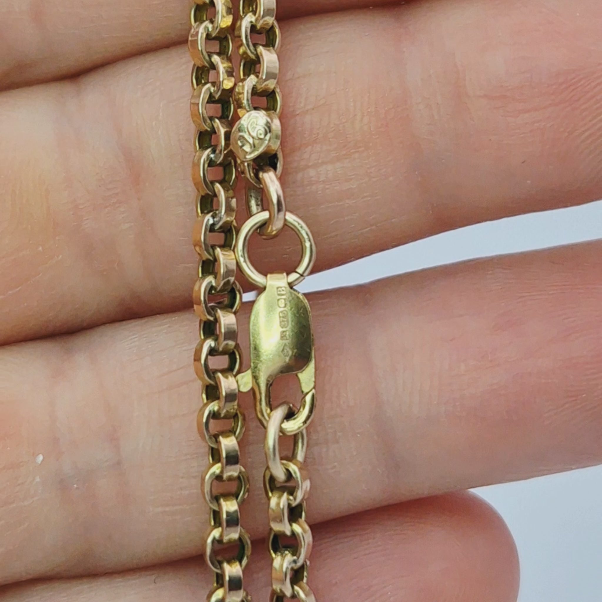 9ct yellow gold flat top belcher chain with trigger clasp video